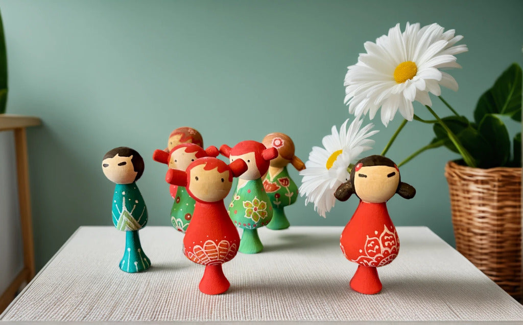 BESTIES DIY Coloring Dolls